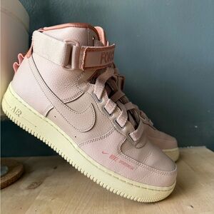 Nike Air Force 1 High Utility Sneakers